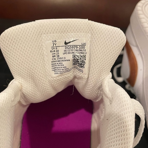 Nike Court Borough Low 2 SE, Size 7Y- Size 9 in ladies, white with gold swoosh. - Picture 5 of 7